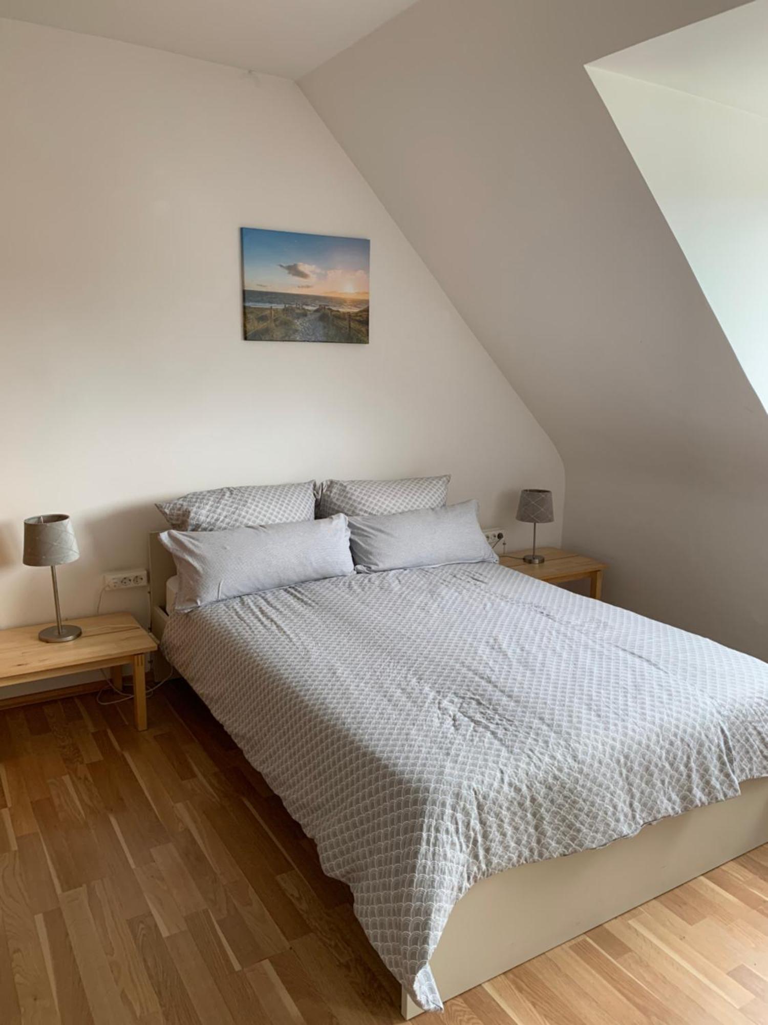 Ferienwohnung Mit Garten In Koeln Esterno foto