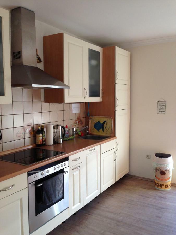 Ferienwohnung Mit Garten In Koeln Esterno foto