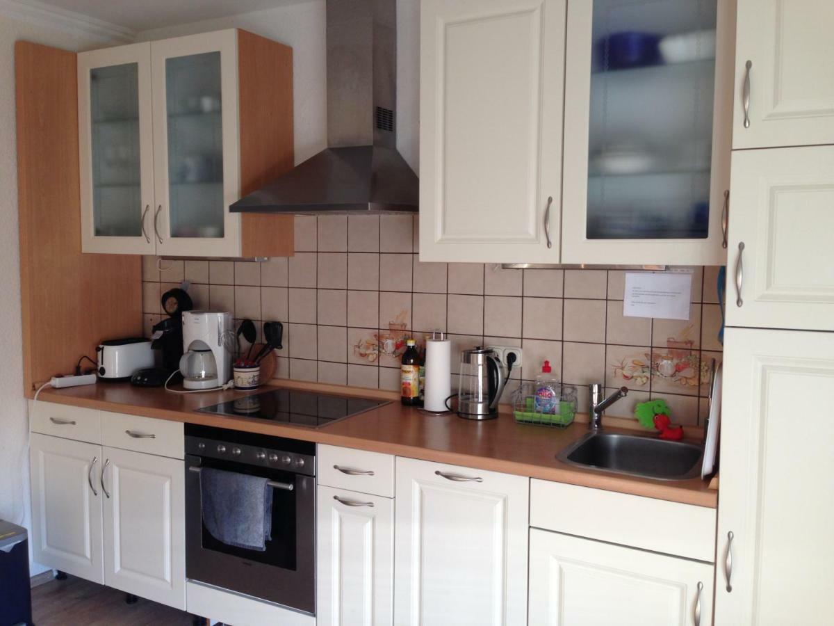 Ferienwohnung Mit Garten In Koeln Esterno foto